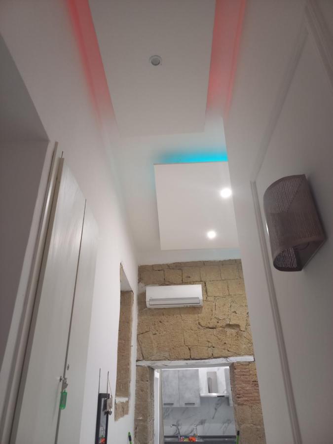 Luisa'S Apartment ナポリ エクステリア 写真