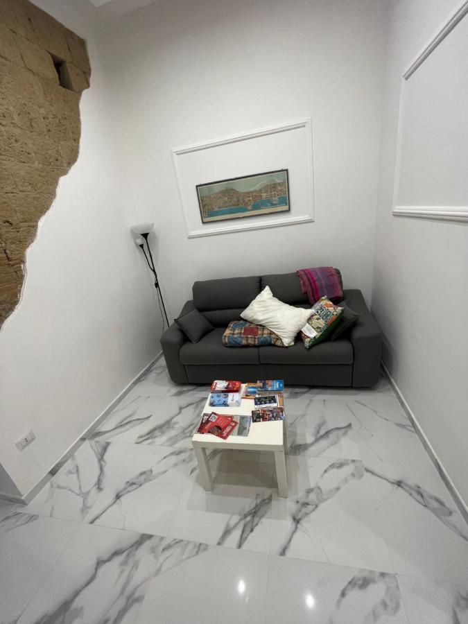 Luisa'S Apartment ナポリ エクステリア 写真